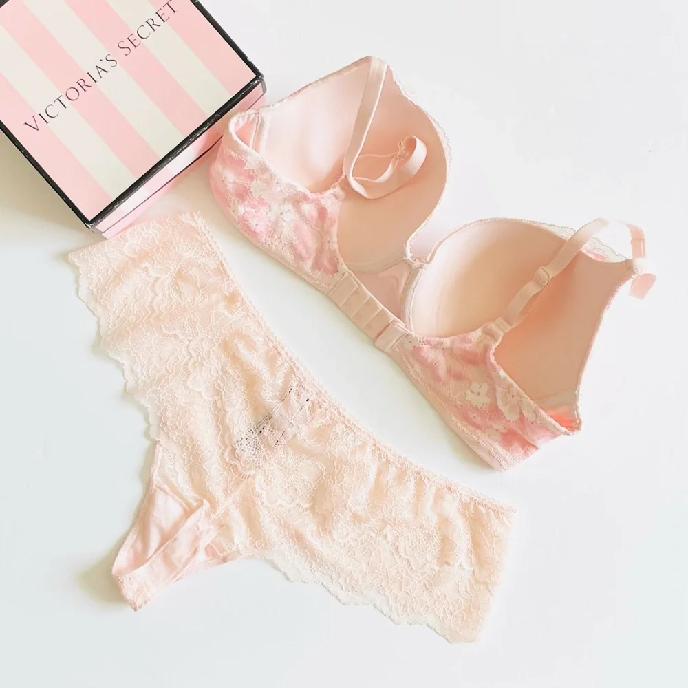 36D XXL Victoria’s Secret pink lace bra set